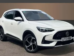 White Used 2023 MG HS SE SUV | £17,670 (Fair price)