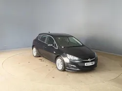 Black Used 2014 Vauxhall Astra Excite Hatchback | £3,995 (Fair price)