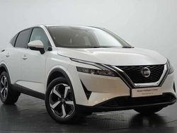 White Used 2022 Nissan Qashqai N-Connecta SUV | £19,498 (Fair price)
