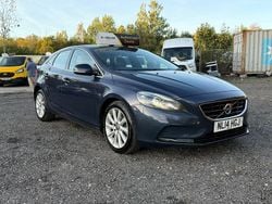 Blue Used 2014 Volvo V40 SE Lux Estate | £5,505 (Fair price)