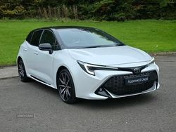 White/black Used 2024 Toyota Corolla Sport Hatchback | £24,495 (Fair price)