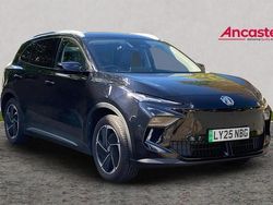 Black Used 2025 MG MG5 EV Trophy Estate | £25,495