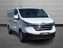 Glacier white New 2025 Renault Trafic Van | £21,995