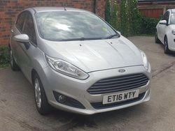 Silver Used 2016 Ford Fiesta Zetec Hatchback | £4,095 (Good price)