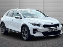 White Used 2019 Kia XCeed 3 SUV | £11,995 (Fair price)