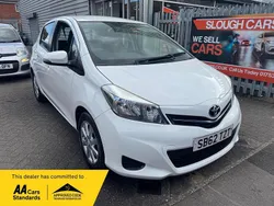 White Used 2013 Toyota Yaris Hatchback | £2,595 (Fair price)