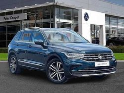 Blue Used 2023 VW Tiguan Elegance SUV | £26,225 (Fair price)