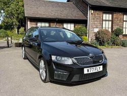 Black Used 2015 Skoda Octavia vRS Estate | £14,700 (Fair price)