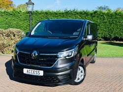 Black Used 2023 Renault Trafic Business Van | £16,995 (Fair price)