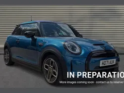 Island blue Used 2021 Mini Cooper S Collection Hatchback | £16,632 (Expensive)