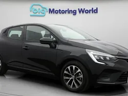 Used 2022 Renault Clio V Evolution Hatchback | £14,000 (Fair price)