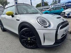 Silver Used 2021 Mini Cooper SE Hatch Hatchback | £15,377 (Expensive)