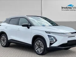 White New 2025 Omoda E5 SUV | £25,000