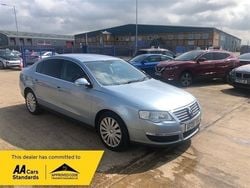 Blue Used 2009 VW Passat Highline Sedan | £2,957 (Expensive)