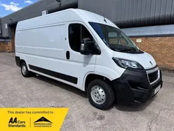 White Used 2021 Peugeot Boxer Van | £10,395 (A bit pricey)