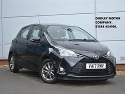 Black Used 2017 Toyota Yaris Hatchback | £9,495 (Fair price)