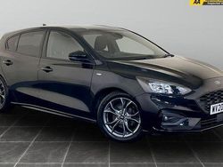 Black Used 2020 Ford Focus ST-Line Hatchback | £10,595 (Good price)