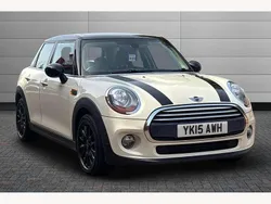 White Used 2015 Mini Cooper D Hatch Hatchback | £6,995 (Fair price)