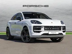 White Used 2025 Porsche Cayenne SUV | £96,940