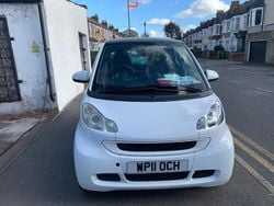 White Used 2011 Smart ForTwo Coupé Pulse Coupe | £3,695 (Fair price)