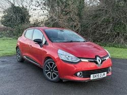 Red Used 2015 Renault Clio IV Dynamique Hatchback | £4,399 (Good price)