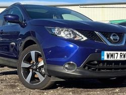 Blue Used 2017 Nissan Qashqai N-Connecta SUV | £9,495 (Super price)