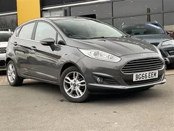 Grey Used 2016 Ford Fiesta Zetec Hatchback | £7,400 (Fair price)