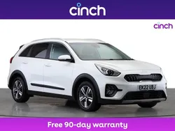 White Used 2022 Kia Niro 2 SUV | £15,949 (Fair price)