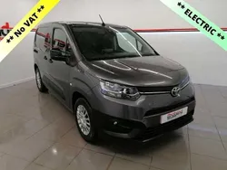 Grey Used 2022 Toyota Proace Van | £14,499 (Good price)