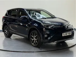 Blue Used 2018 Toyota RAV4 Design SUV | £11,995 (Expensive)