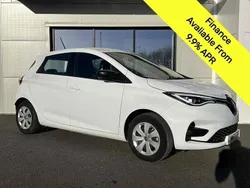 Glacier white Used 2022 Renault Zoe Play Hatchback | £9,495 (Good price)