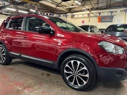 Red Used 2013 Nissan Qashqai 360º SUV | £3,400 (Good price)