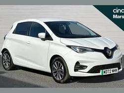 White Used 2022 Renault Rapid GT-Line Hatchback | £10,983 (Fair price)