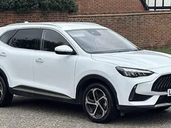 White Used 2024 MG HS Trophy SUV | £18,399 (Fair price)
