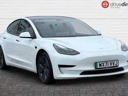 Multi coat pearl white Used 2021 Tesla Model 3 Standard Range Sedan | £18,400 (Fair price)