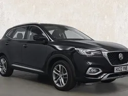 Black Used 2022 MG HS Exclusive SUV | £15,590 (Fair price)