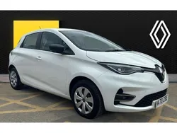 White Used 2020 Renault Zoe Play Hatchback | £8,113 (Fair price)