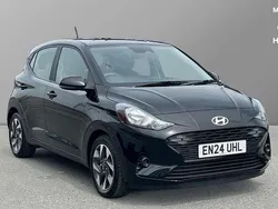 Black Used 2024 Hyundai i10 Advanced Hatchback | £14,269 (Fair price)