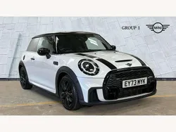 White Used 2024 Mini Cooper S Comfort Hatchback | £27,450 (Expensive)