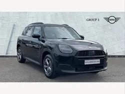 Black Used 2025 Mini Countryman Classic SUV | £31,895 (Fair price)