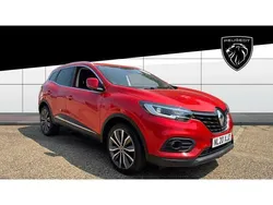 Red Used 2020 Renault Kadjar Iconic SUV | £12,710 (Fair price)