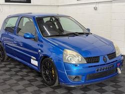 Used 2005 Renault Clio II Hatchback | £8,990