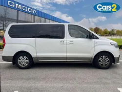 White Used 2019 Hyundai I800 SE MPV | £18,490 (Fair price)
