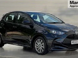 Black Used 2023 Toyota Yaris Hybrid Hatchback | £16,969 (Good price)