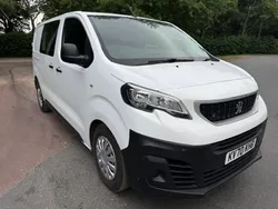 White Used 2020 Peugeot Expert S Van | £7,495 (Good price)