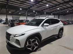 White Used 2021 Hyundai Tucson Premium SUV | £14,880 (Good price)