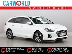 White Used 2017 Hyundai i30 Premium Estate | £8,990 (Fair price)