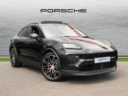 Jet black metallic New 2025 Porsche Macan SUV | £82,991 (Fair price)