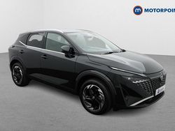 Black New 2025 Nissan Qashqai N-Connecta SUV | £25,499
