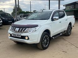 White Used 2016 Mitsubishi L200 Pickup | £8,950 (Good price)